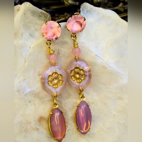 Victorian Milky Pink Opaline Flower In Three Tier Gold Plated Earrings - Picture 5 of 10